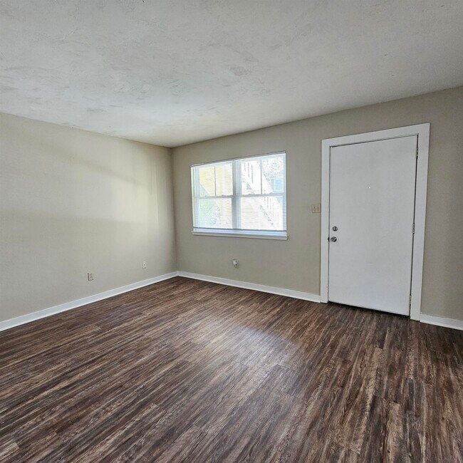 Foto del edificio - 537 Hart St