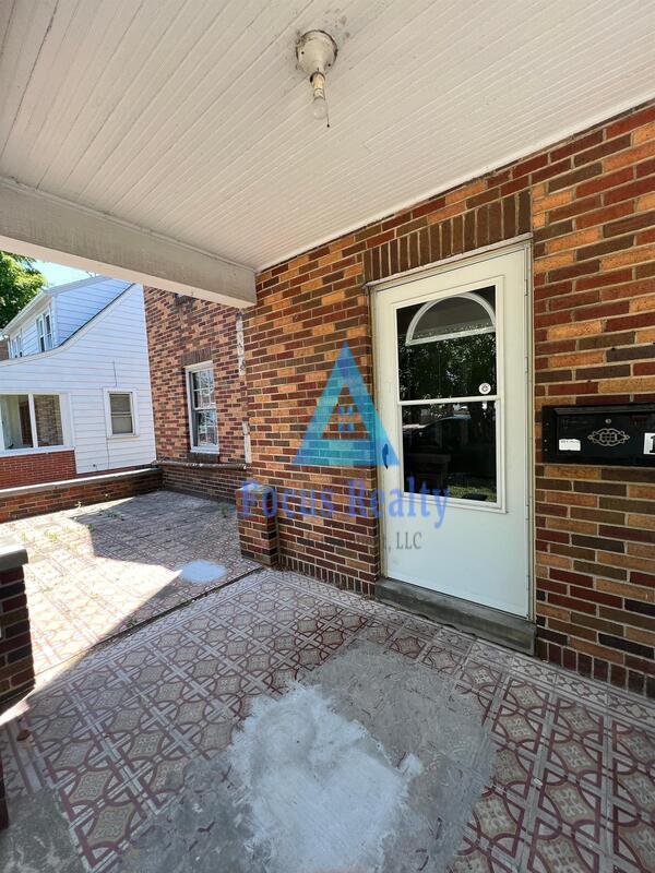 728 E Main St, Lancaster, OH 43130 Condo for Rent in Lancaster, OH