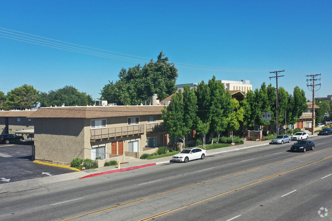 Racquet Club Apartments Apartments - Lancaster, CA | Apartments.com