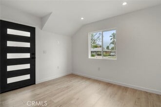 Building Photo - 7844 Lasaine Ave