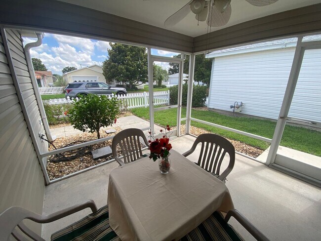 Building Photo - Beautiful 2 + 2 Villa, Mostly Furnished AN...