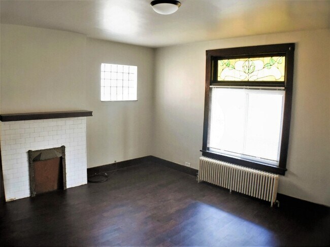 Building Photo - 227 Maytide St