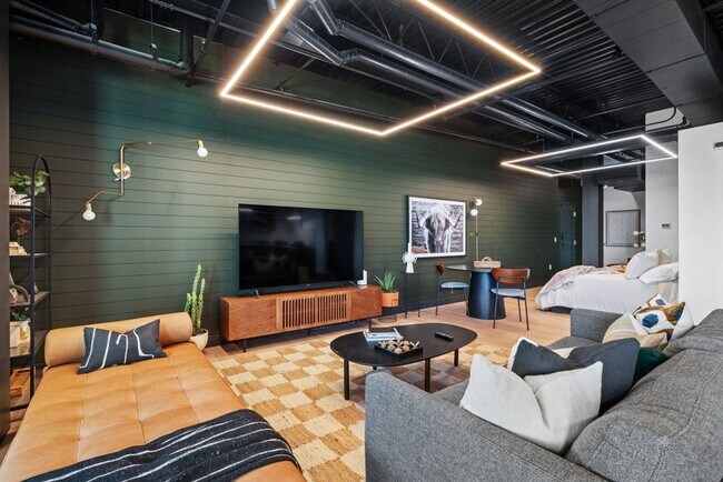 Foto del edificio - Stunning Fully Furnished Condo in Downtown...