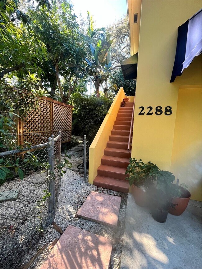 Foto del edificio - 2288 SW 16th Ct