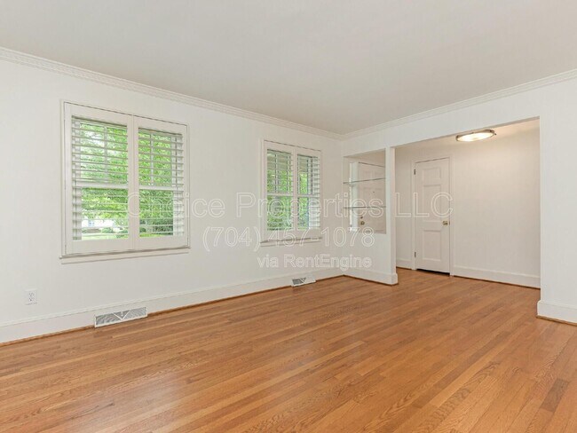 Foto del edificio - 421 Blairmore Dr