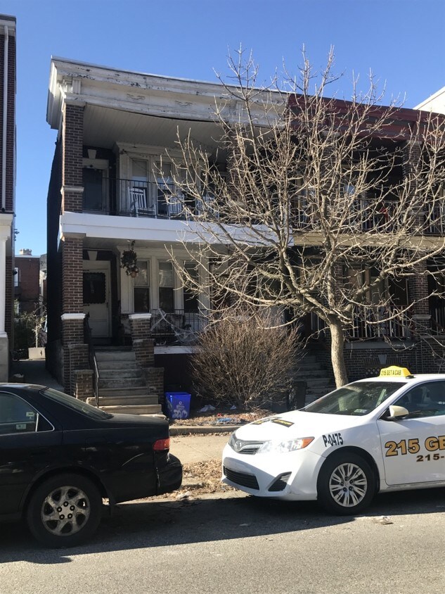 Front - 220 S 46th St