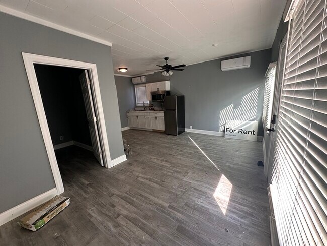 Foto del edificio - 2948 Shelby St