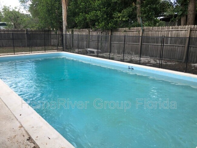 Building Photo - 8709 Elba Way