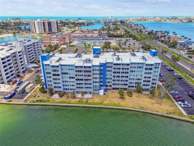 Building Photo - 500 Treasure Island Causeway