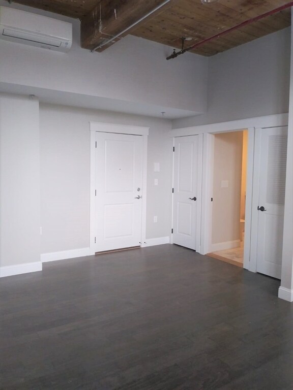 Building Photo - 45 Summer St