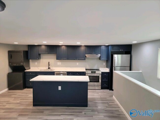 Foto del edificio - 3212 Reynolds Dr NW