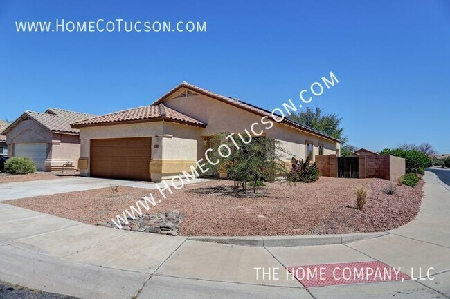 Building Photo - 12248 N Parula Dr: Three bedroom plus den ...