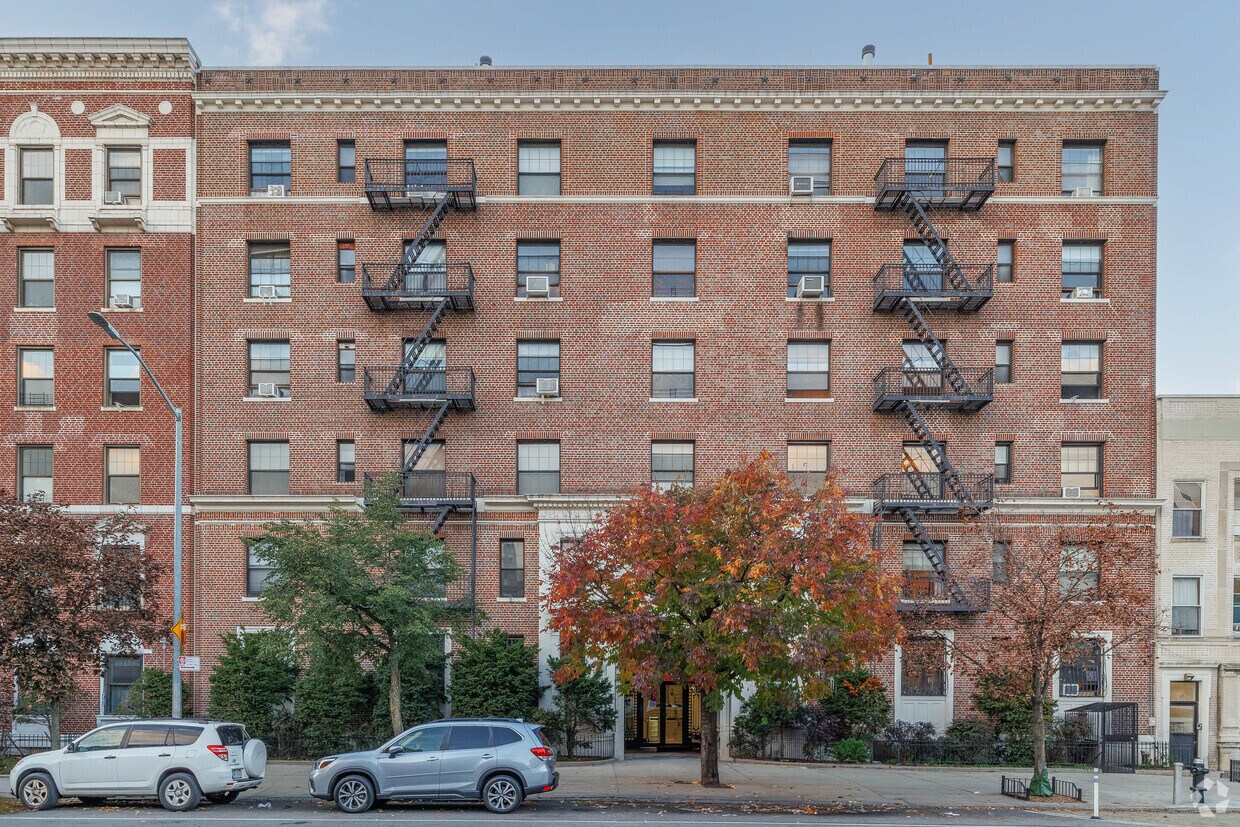 Foto principal - 315 Saint Johns Pl