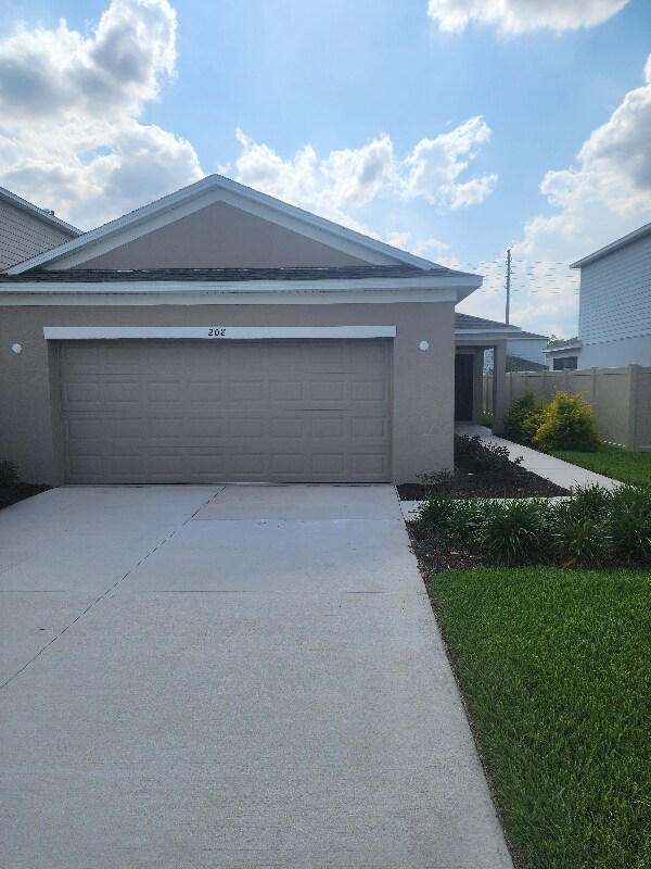 Primary Photo - 208 Acorn Rd