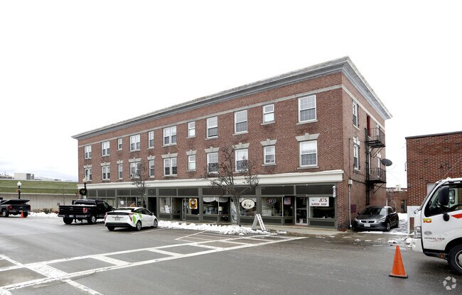 Foto del edificio - 12 Pleasant St