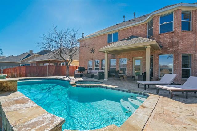 Building Photo - 9316 Water Tree Dr