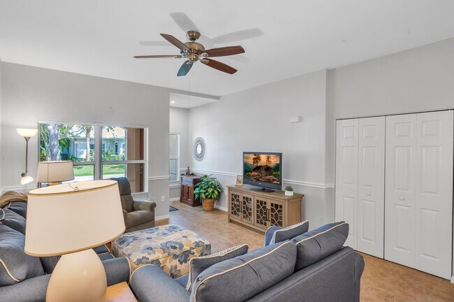 Building Photo - 1867 Sandhill Crane Dr