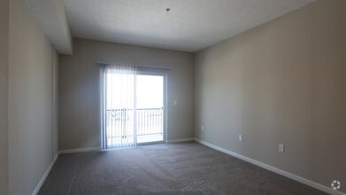 Living Room - 2BR, 2BA - 965 SF - The Jefferson - Brook Lane Apartments
