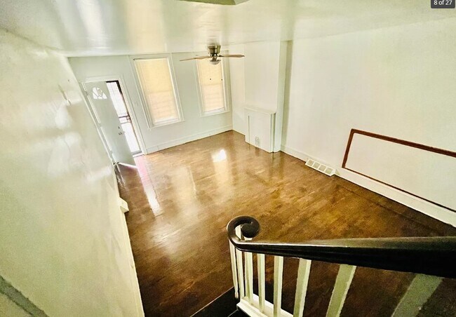 Foto del edificio - 2408 N Chadwick St