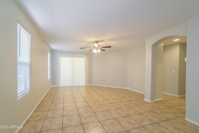 Building Photo - 2214 S 114th Ln