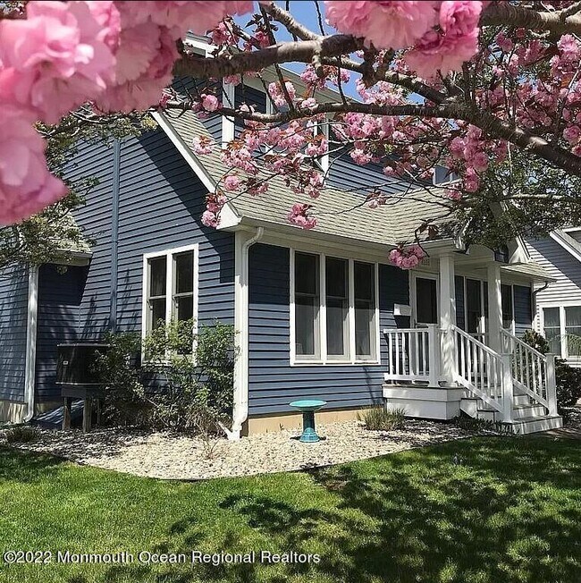 Foto del edificio - 215 Princeton Ave