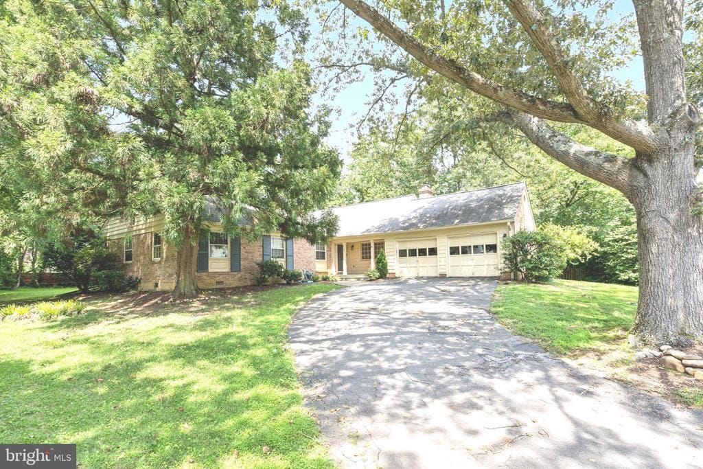 Primary Photo - 3714 Carriage House Ct