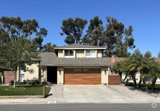 Building Photo - 1828 Ballina Dr