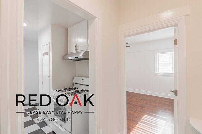 Foto del edificio - ~2 Weeks FREE~ Charming and Bright Studio ...