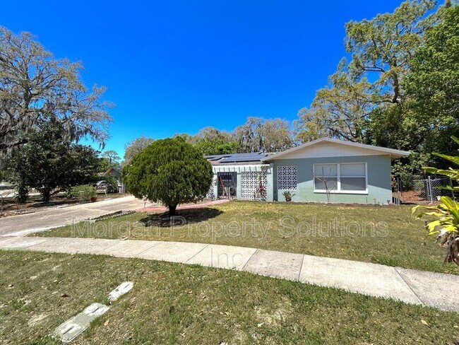 Building Photo - 5741 Westbury Dr