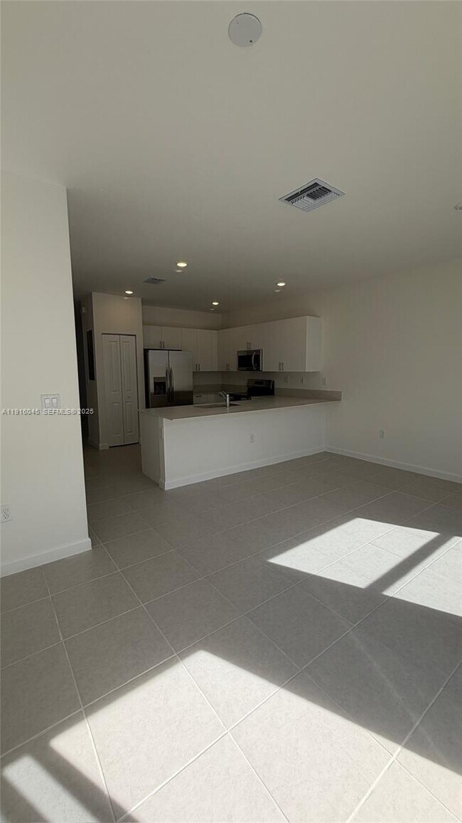 Foto del edificio - 15616 SW 276th Terrace