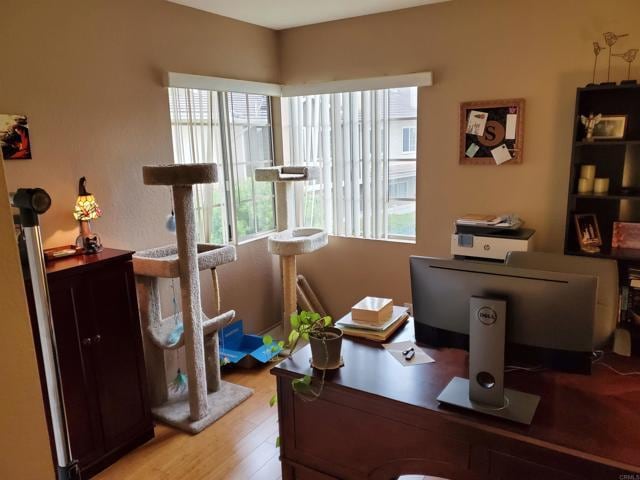 Foto del edificio - 10180 Palm Glen Dr