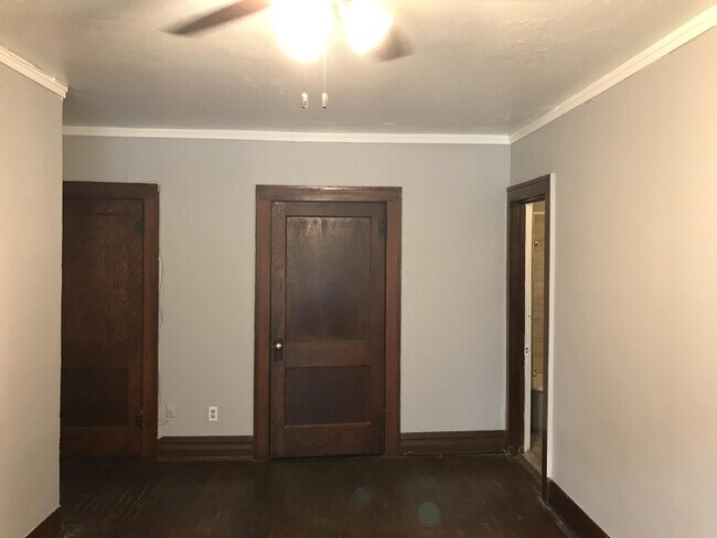 Building Photo - 2500 Kingman Blvd