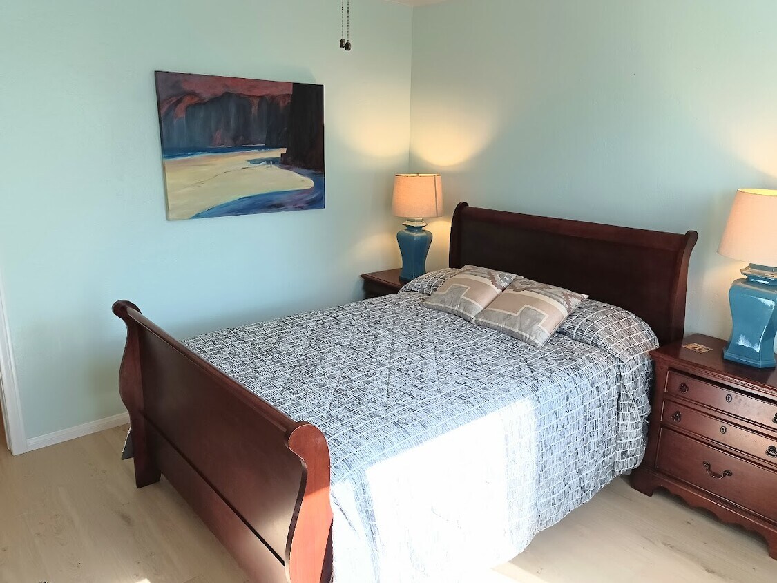 Foto principal - 1620-1624 York Dr