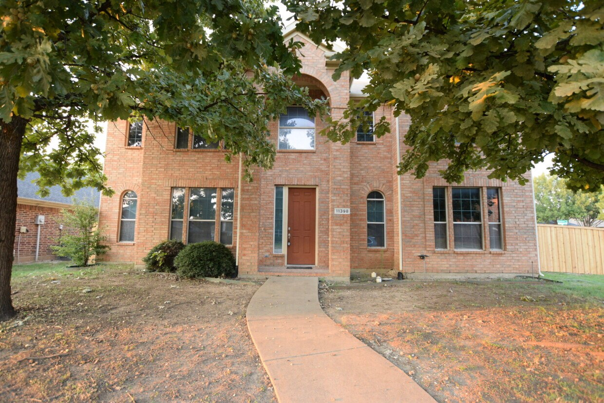 Primary Photo - 11398 Seguin Dr