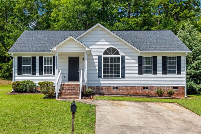 Photo - 104 Webbs Mill Dr House