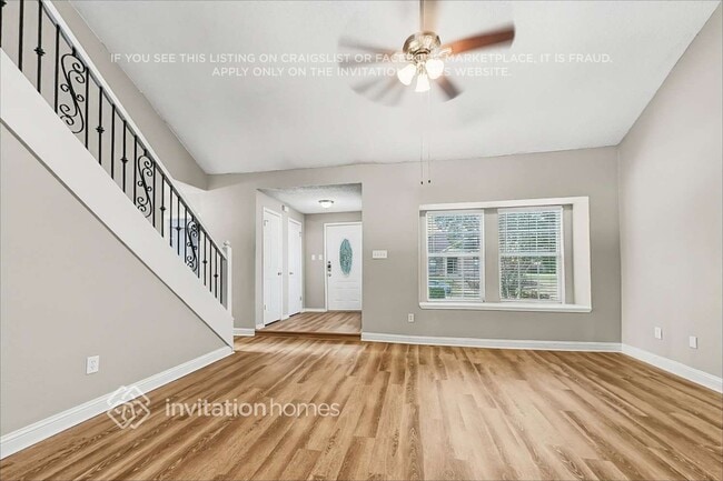 Building Photo - 8713 Wood Glen Dr