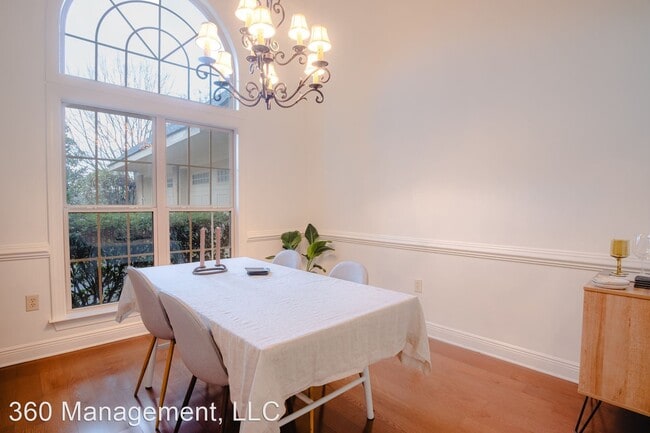 Foto del edificio - 4 br, 3.5 bath House - 154 Solamere Ln