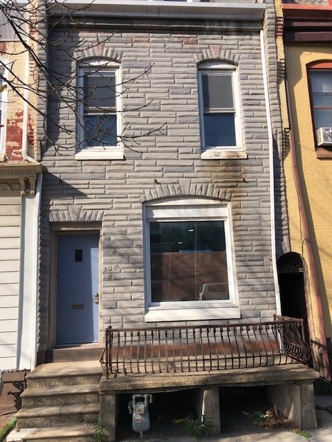 Primary Photo - 802 N 11th St