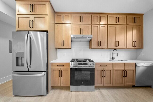 Foto del edificio - 124 Glenwood Ave