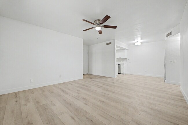 Foto del edificio - 2937 E Beck Ln