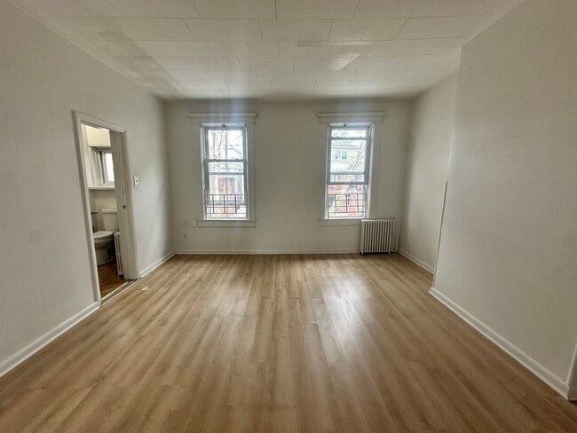 Foto del edificio - 87 Terrace Ave
