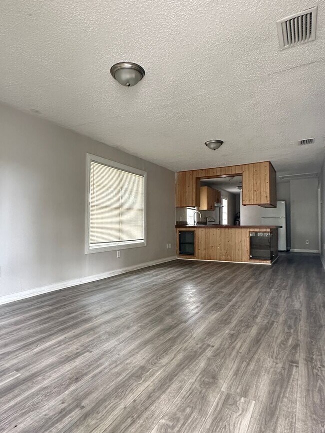 Foto del edificio - 6200 N 44th St