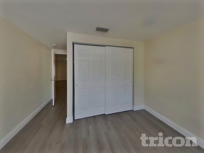 Building Photo - 15936 Winding Dr