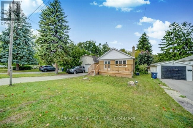 Building Photo - 20 Martindale Rd