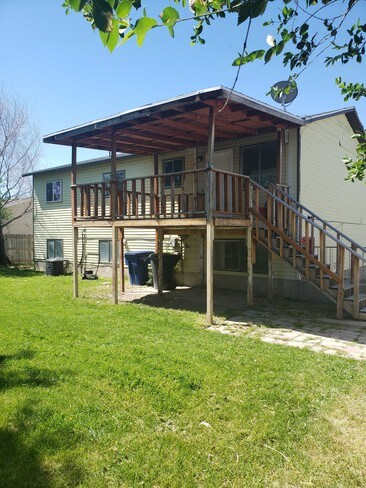 Building Photo - 4845 Heath Ave