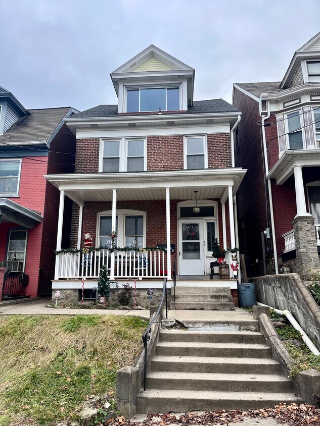 214 N 7th St, Easton, PA 18042 Townhome Rentals in Easton PA