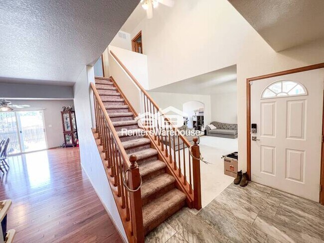 Foto del edificio - Available now! Stunning 4 Bed, 4 Bath Corner Lot in a Fantastic Area