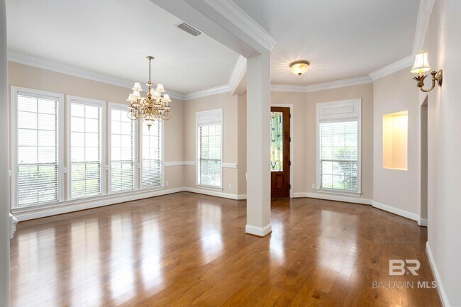 Building Photo - 116 Chestnut Ridge