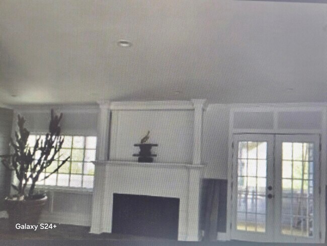 Foto del edificio - 21 E Tiana Rd