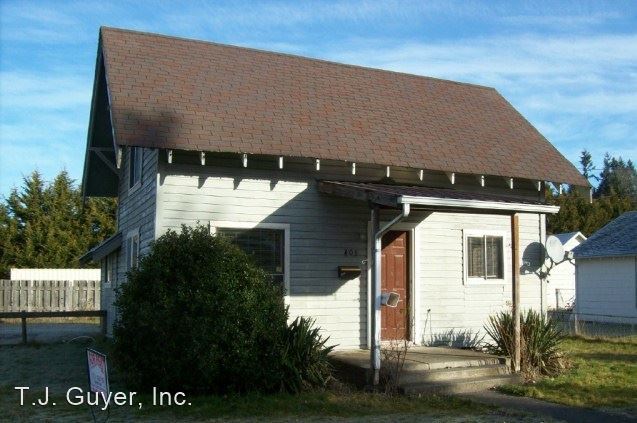 Primary Photo - 3 br, 1 bath House - 405 Girard Street